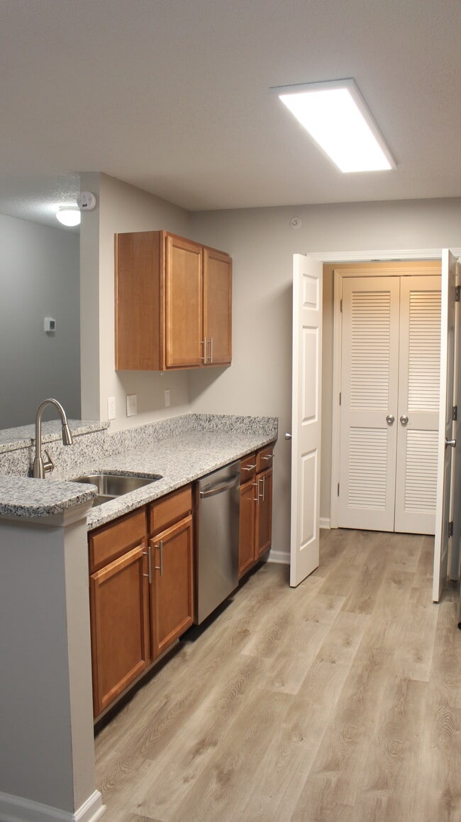 Lakeview Apartments