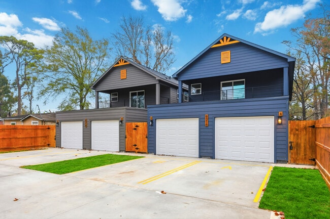 Photo - 9316 Sundown Dr