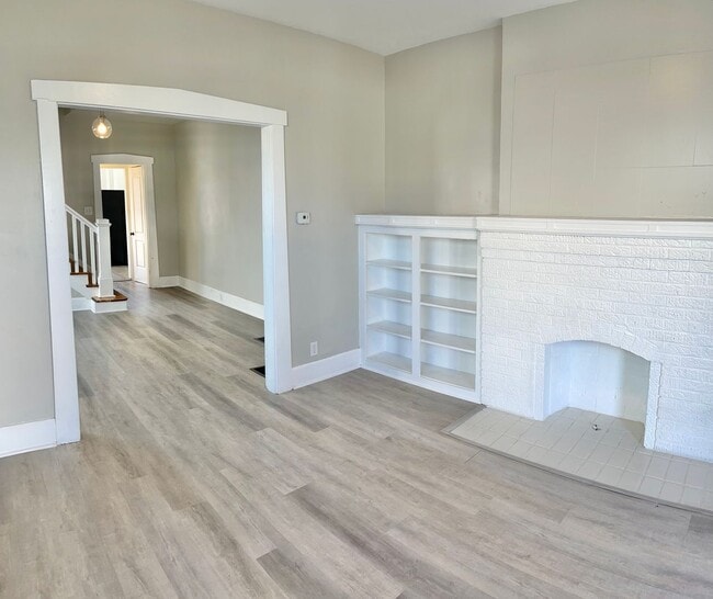 Photo - 918 Carpenter St