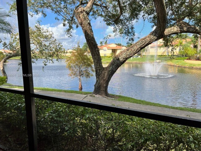 Photo - 1261 SW 46th Ave Unidad 2003