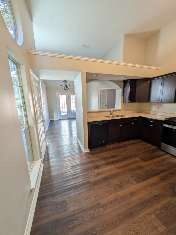 Building Photo - 1324 Kittery Dr