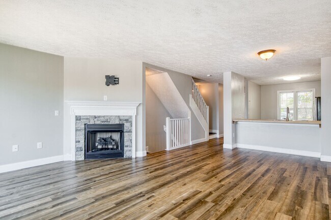Photo - 1615 Providence Blvd NW