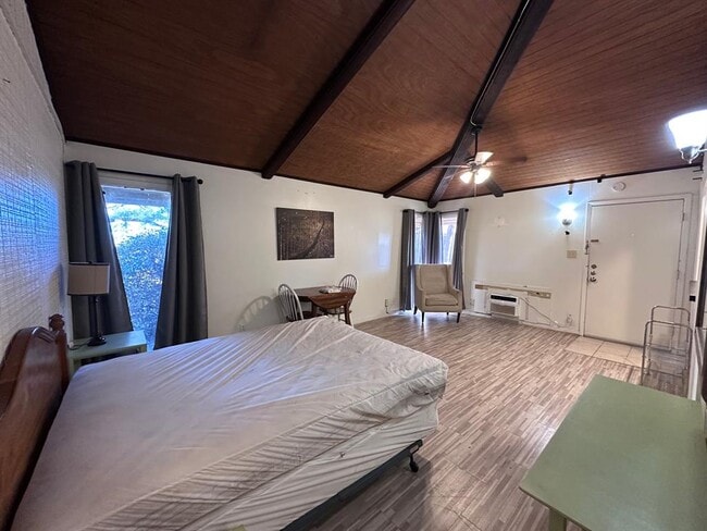 Photo - 126 Conference Dr Unidad 211