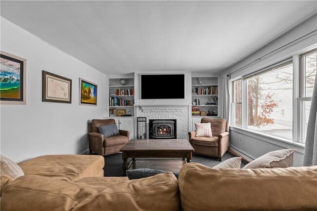 Photo - 161 Mitchell's Ln