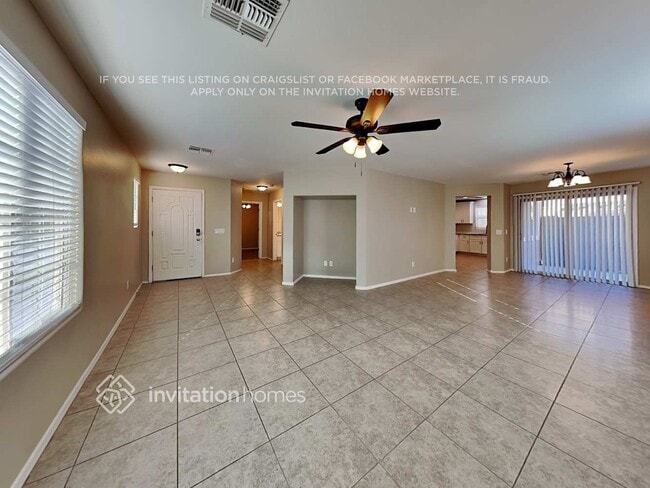 Photo - 3539 E Erie St