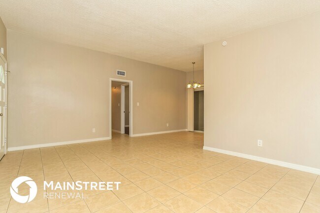 Photo - 5915 Beechmont Blvd