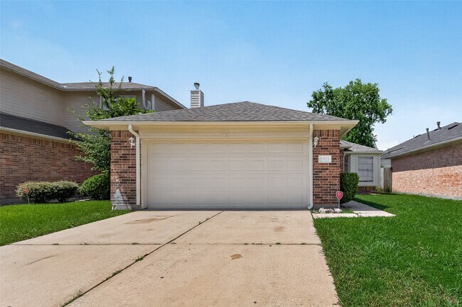 Building Photo - 19923 Sycamore Valley Dr
