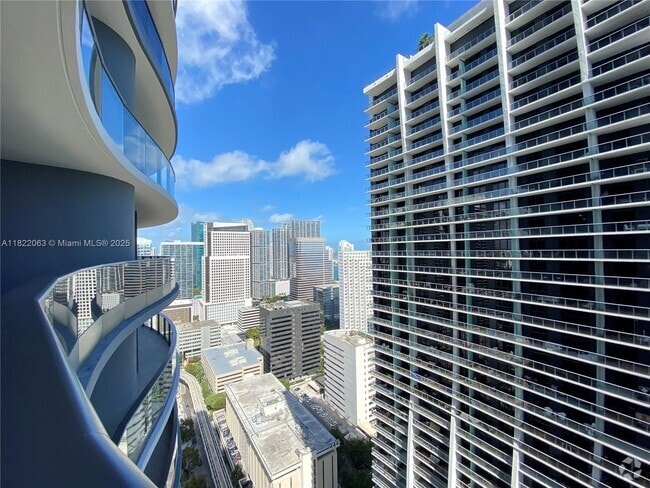 Building Photo - 1000 Brickell Plaza Unit 3807 Rental