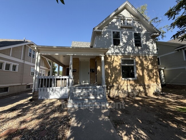 Building Photo - 1859 10th Ave
