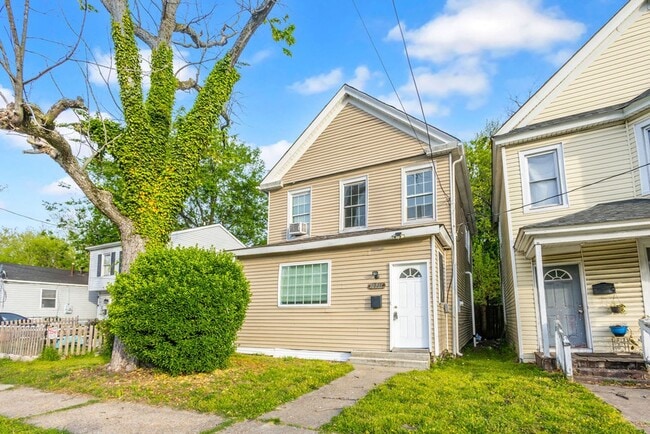 Photo - 3 Bed 2 bath Home For Rent in Newport News