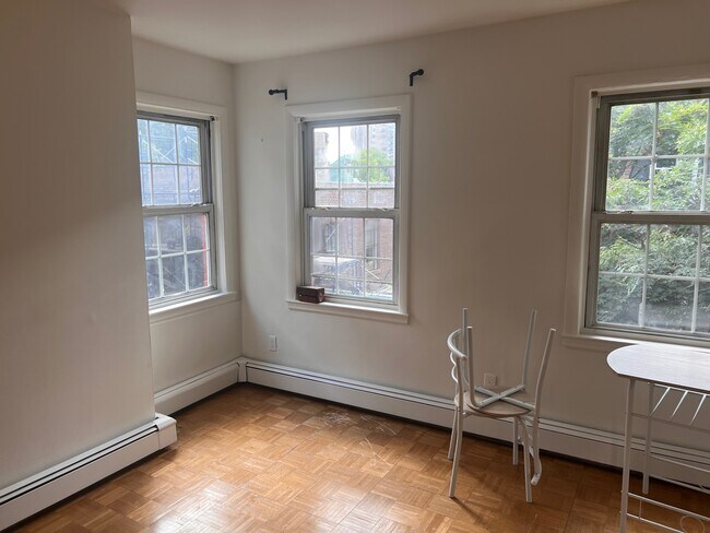 Photo - 4 Melrose St Unidad #3