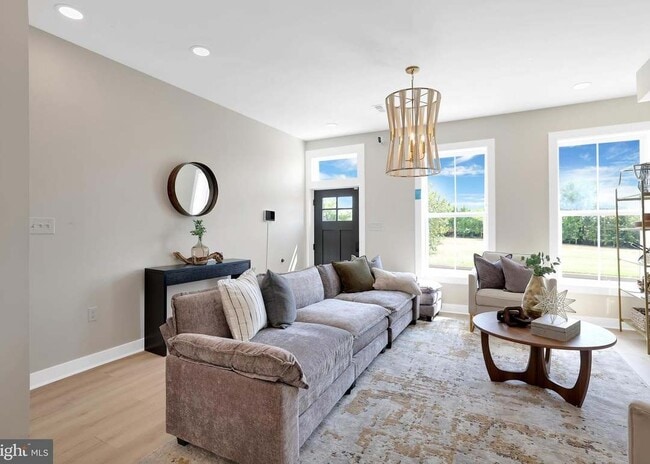 Área de estar - 1032 W Franklin St