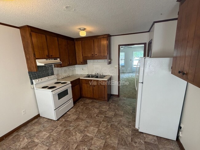 Photo - 2206 Candlewood Dr SW Unit B