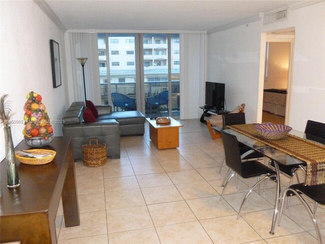 Building Photo - 401 69th St Unit 210 Rental