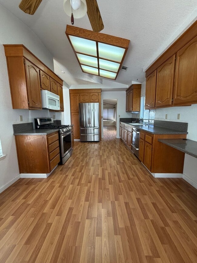 Photo - 6260 Vanden Rd