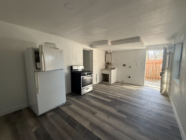 Photo - 231 E Lubbock St Unidad 2