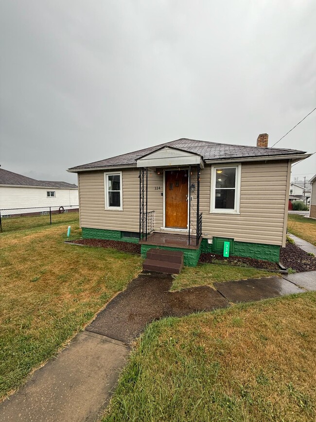 Building Photo - 334 1st St Rental