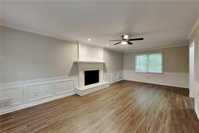 Photo - 2052 Sumter Ct