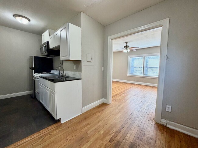 Photo - The Nelle Unidad 3734-105