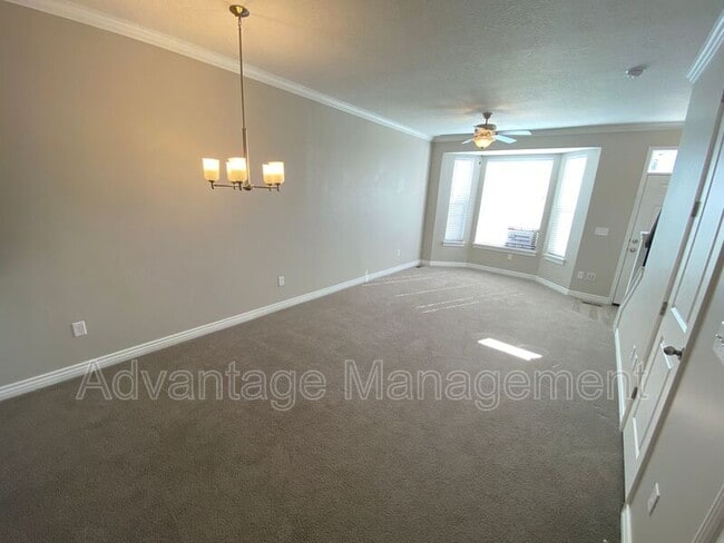 Photo - 738 N 150 E St