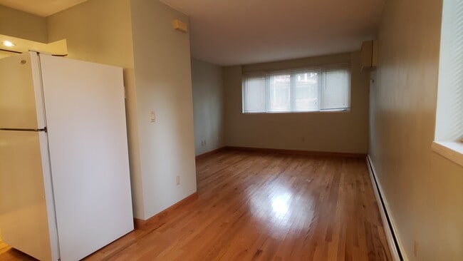 Photo - 1709 Como Ave SE Unit #1