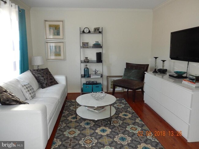 Photo - 6054 Old Landing Way