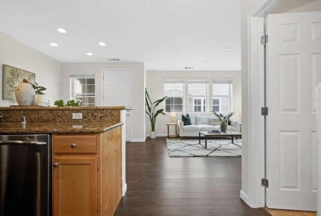 Photo - 2502 Jetty Dr