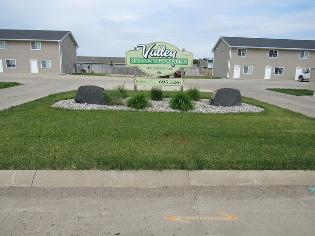 Exterior - 105 Caspian Ave Apartments Unit 14