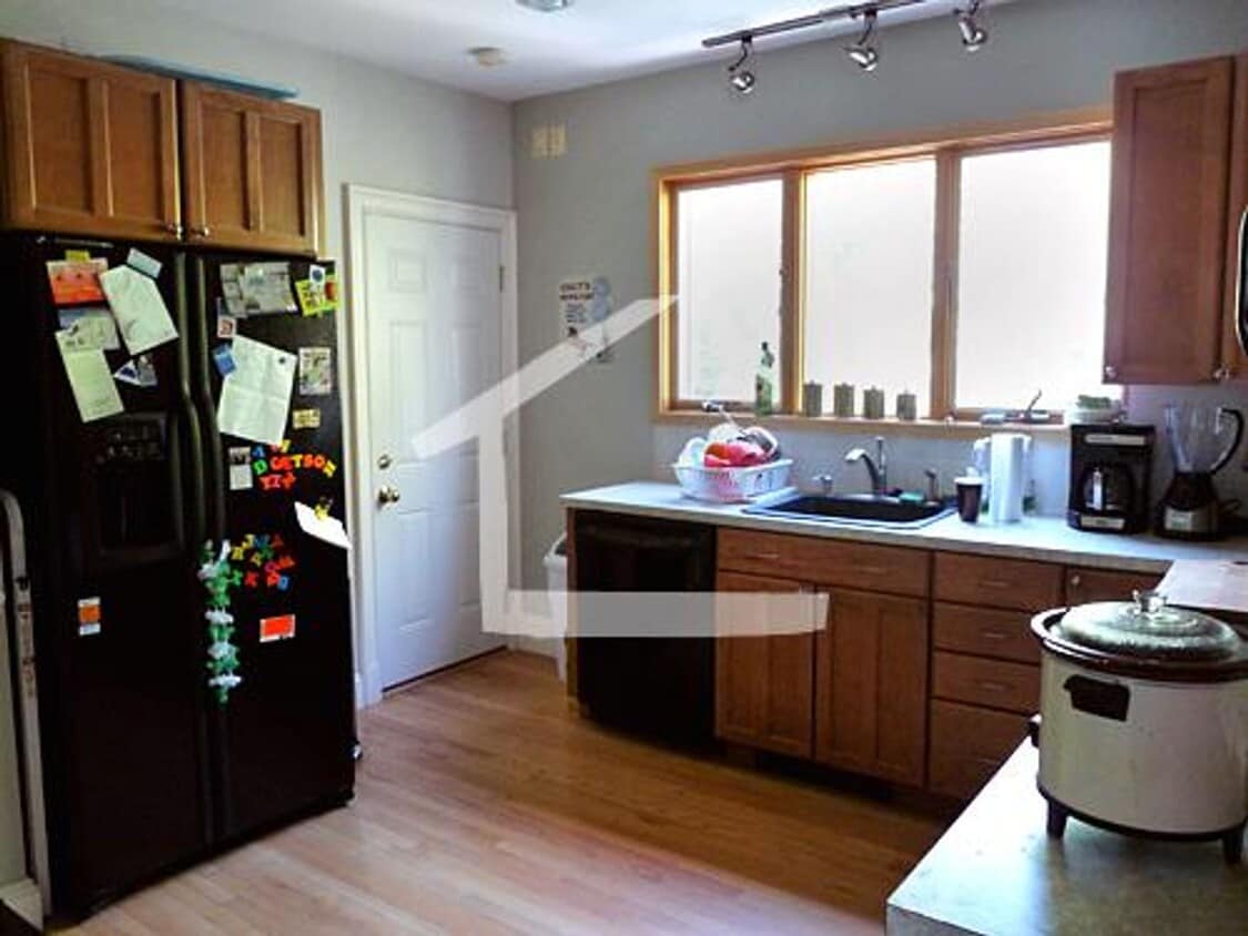 HOT ALLSTON LISTING!!!! - HOT ALLSTON LISTING!!!!