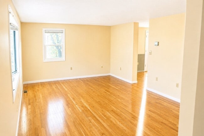 Photo - 160 Cypress St
