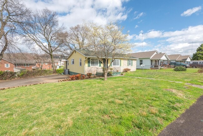 Photo - 1919 Connecticut Ave