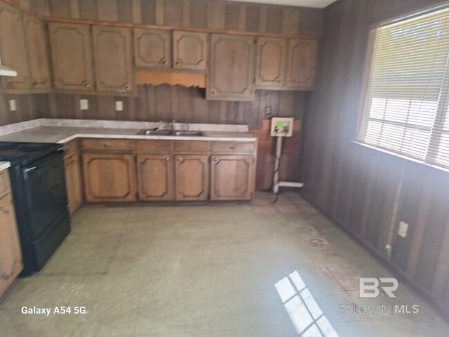 Photo - 2211 Wolf Ridge Rd