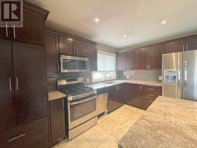 Photo - 138 Welbourn Dr
