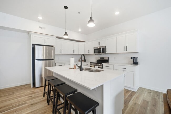 Twin Oaks Apartments