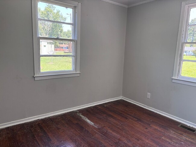 Photo - 2219 Briarfield Rd