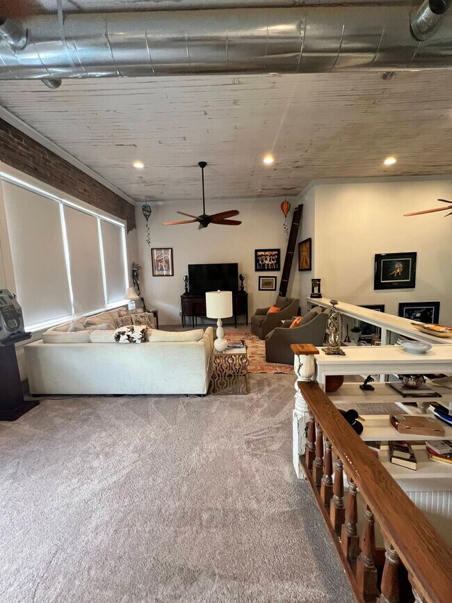 312 Main St Unit A