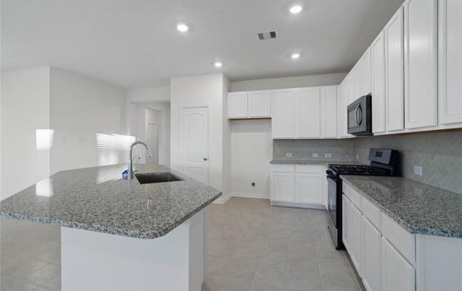 Photo - 7631 Coral Ky Dr