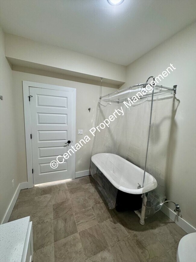 Photo - 614 N Alaska St Unit Basement