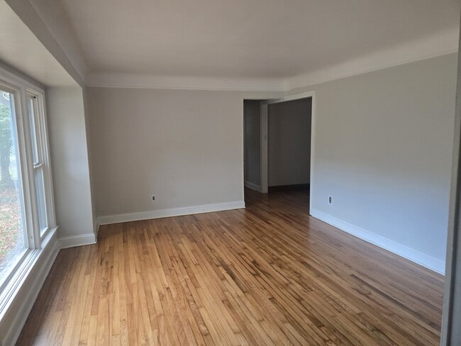 Photo - 24955 Westmoreland Dr