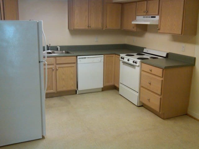 Photo - 804 St James Cir Unidad Apt #B