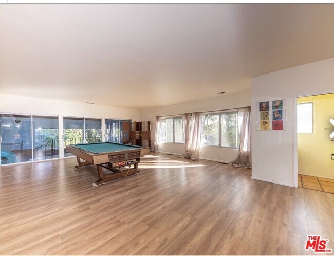 Photo - 1530 Valley View Rd