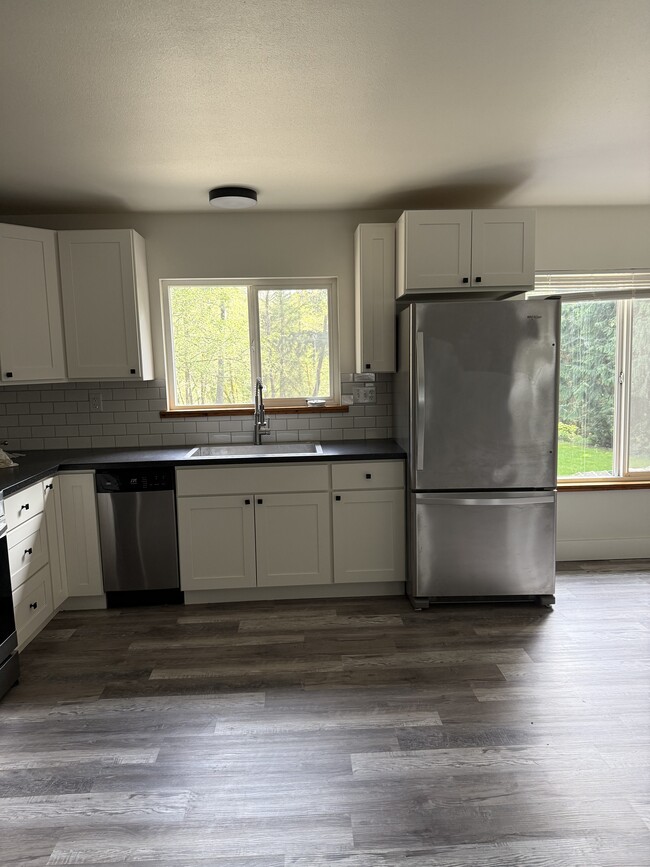 Photo - 5644 Crawford Rd Unit Langley Apt