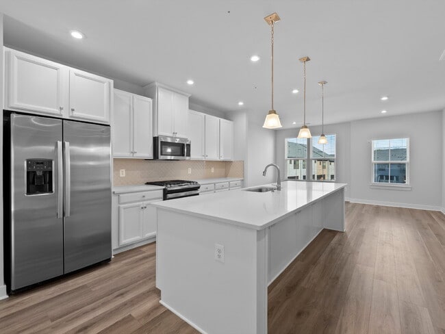 Photo - Stylish & Spacious Condo in Prime Location!