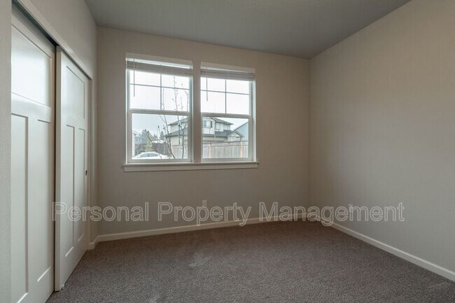 Photo - 3827 S Kennedy Dr