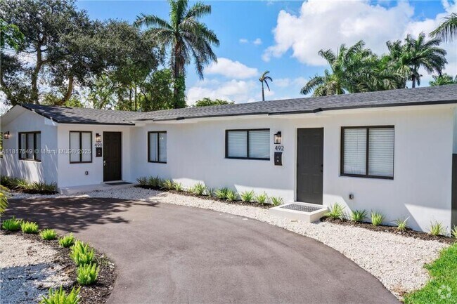 Building Photo - 2 bedroom in North Miami FL 33161 Rental