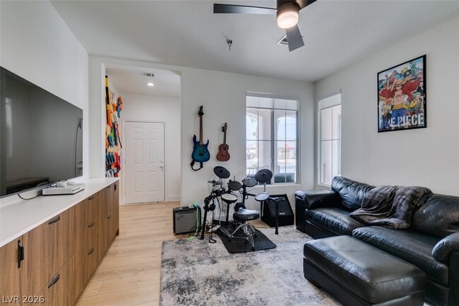 Photo - 7210 Shallowford Ave