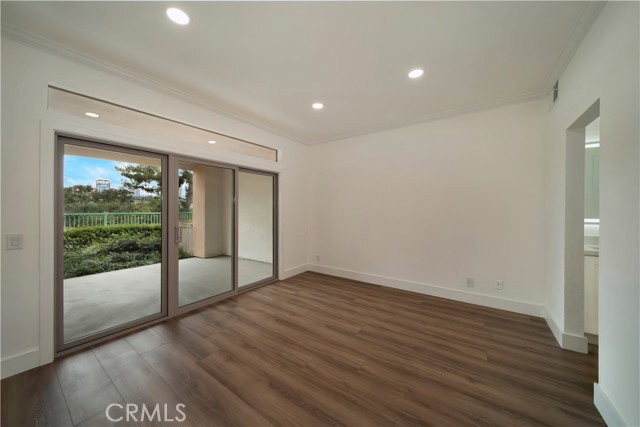 Photo - 320 Villa Point Dr