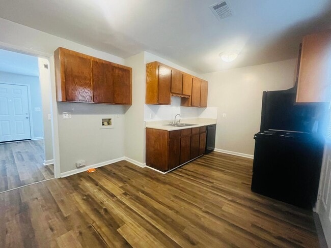 Photo - 406 Russell Pkwy Unit 11