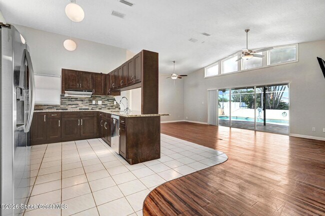 Photo - 296 Sandy Run