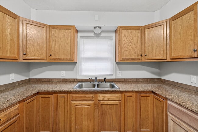 Photo - 336 Smith St